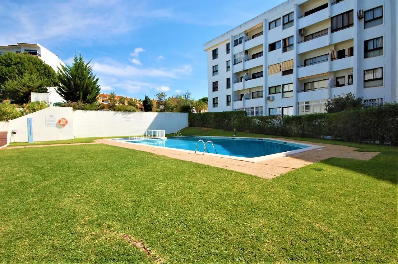 T0 Estudio Leziria - Swimming Pool - By Bedzy Vilamoura Portugal