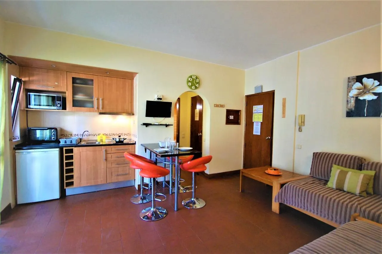 T0 Estudio Leziria - Swimming Pool - By Bedzy Vilamoura Apartment